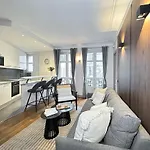 Lovely Apartment In Le Marais